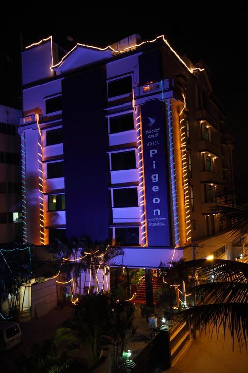 Hotel Pigeon International Bangalore Bagian luar foto
